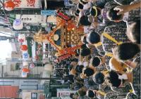さぁ、駅前ロータリーへ!