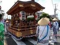 清瀧神社山車の練り歩き