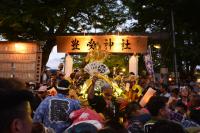 宮入り前の静寂